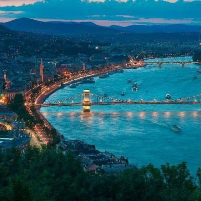Budapest - attraktioner, hur man tar sig dit, vad man ska se